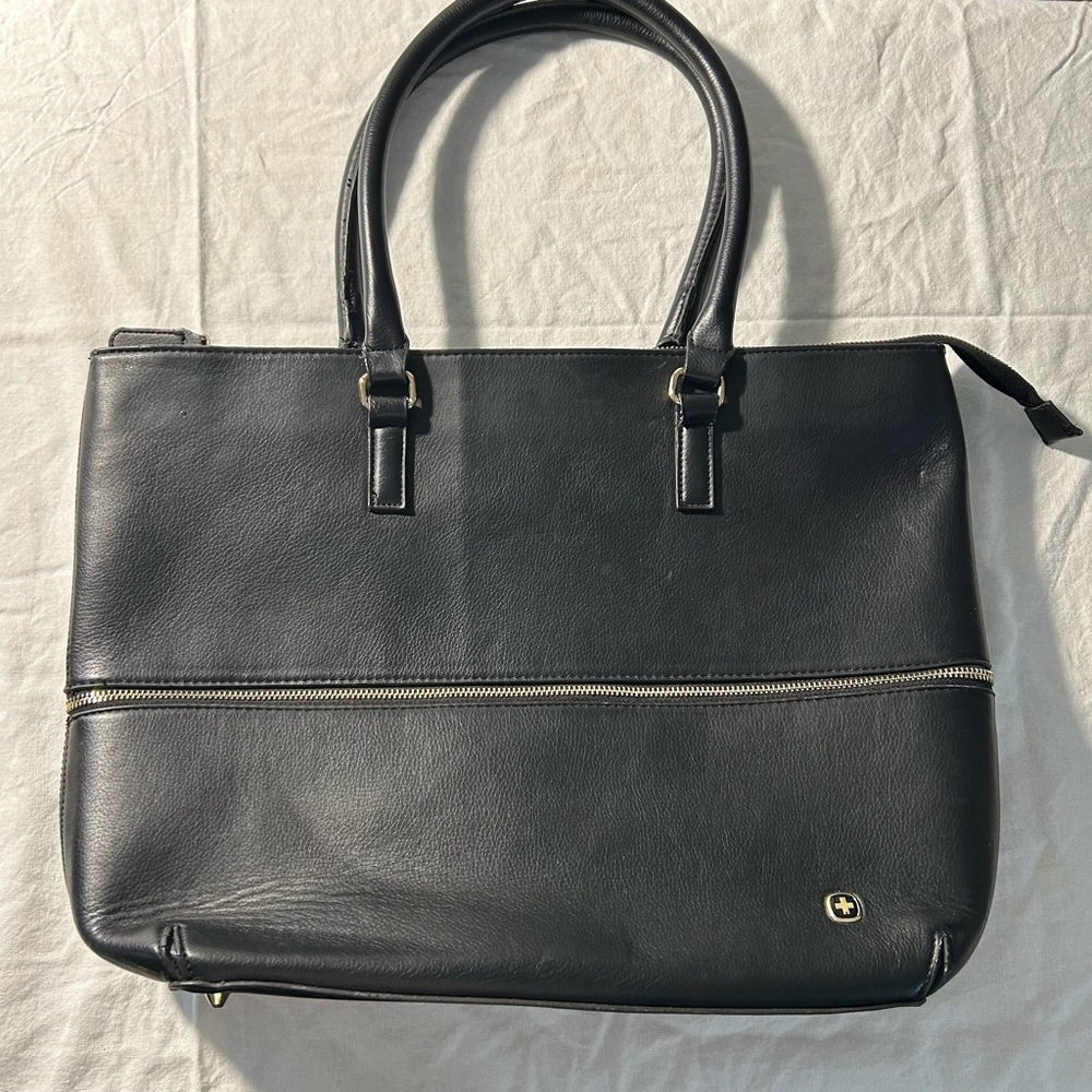 Elegant Black Leather Laptop bag - Swiss Gear 17in